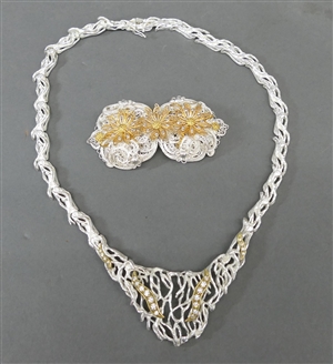 Schmuckset mit Perlen