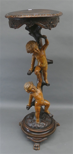 ionische Säule, Nussbaum