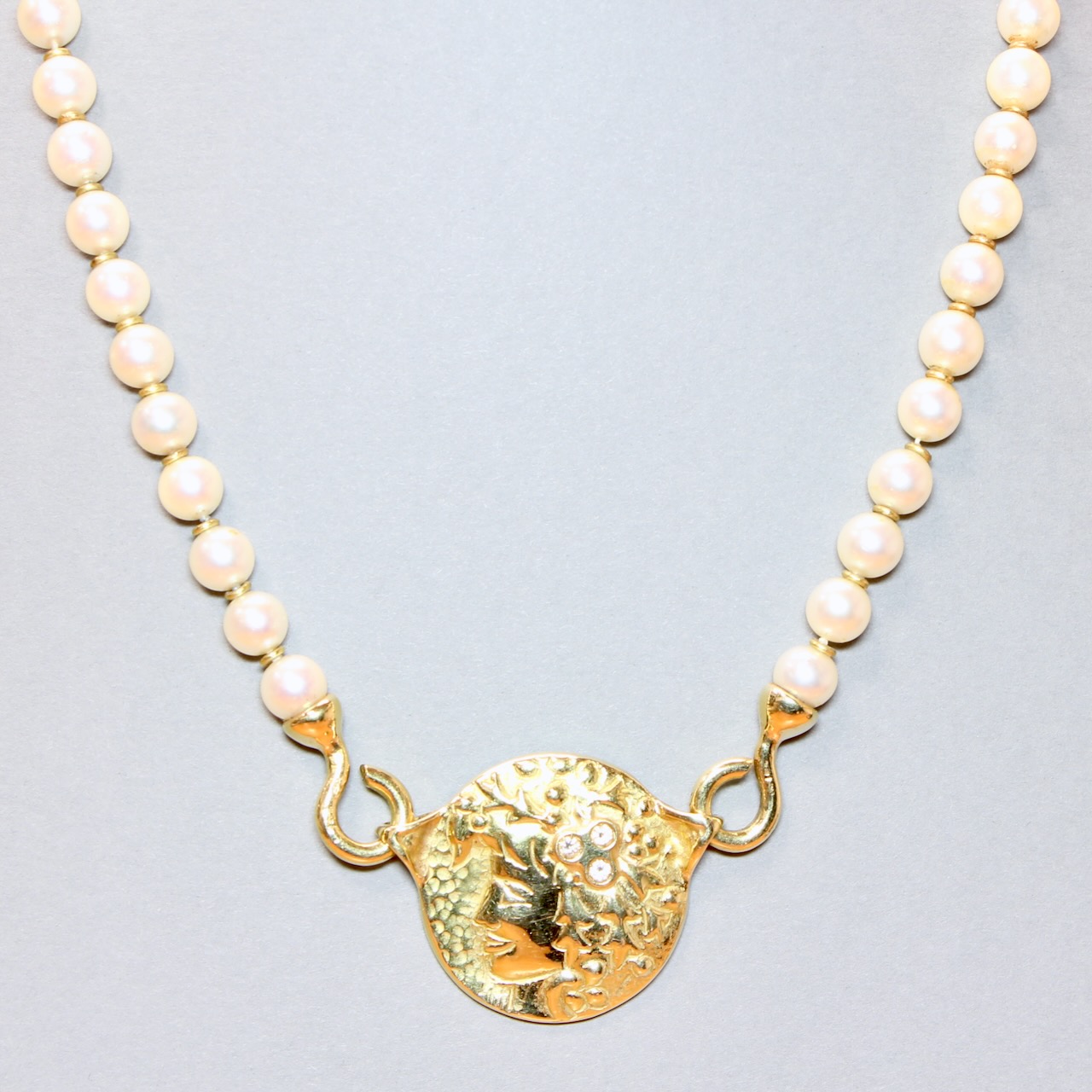Collier Silvia Kelly