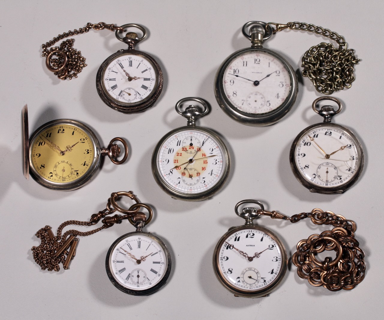 Valmon Geneve Damenuhr, Spannarmreif, 18 kt Gelbgold, Handaufzug