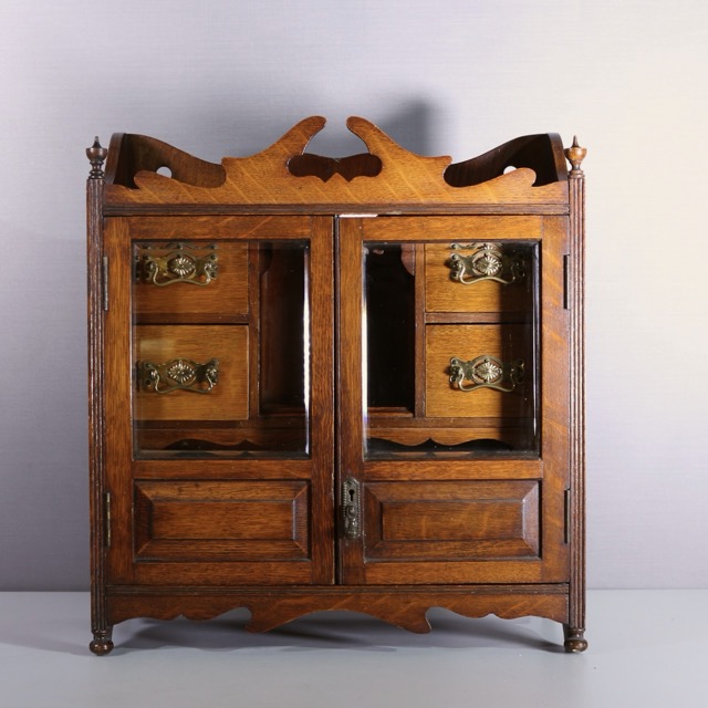 Tabakpfeifenschränkchen, Jugendstil