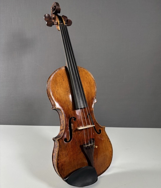 Violine 19. Jh., Rogerius-Zettel, Geige von Berufsmusiker