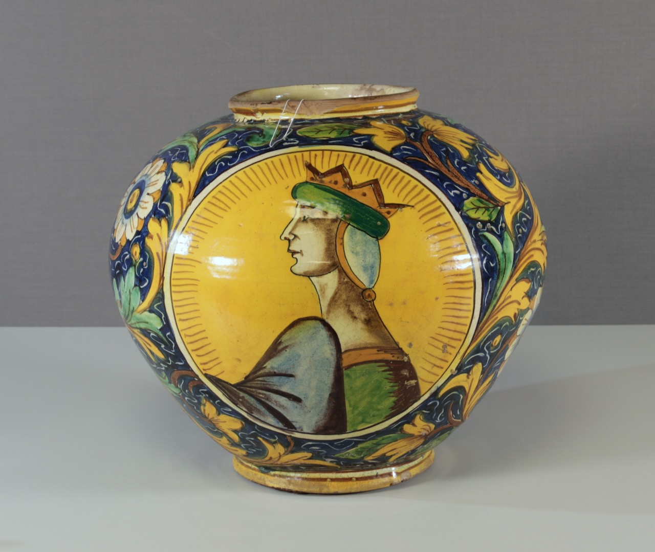 Majolika Vase